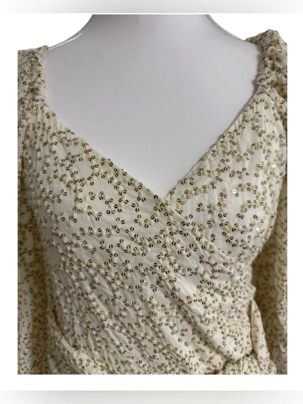 ANTHROPOLOGIE XS IVORY FLORAL EMBROIDERED WRAP BLOUSE TIE FRONT LONG SLEEVE BOHO